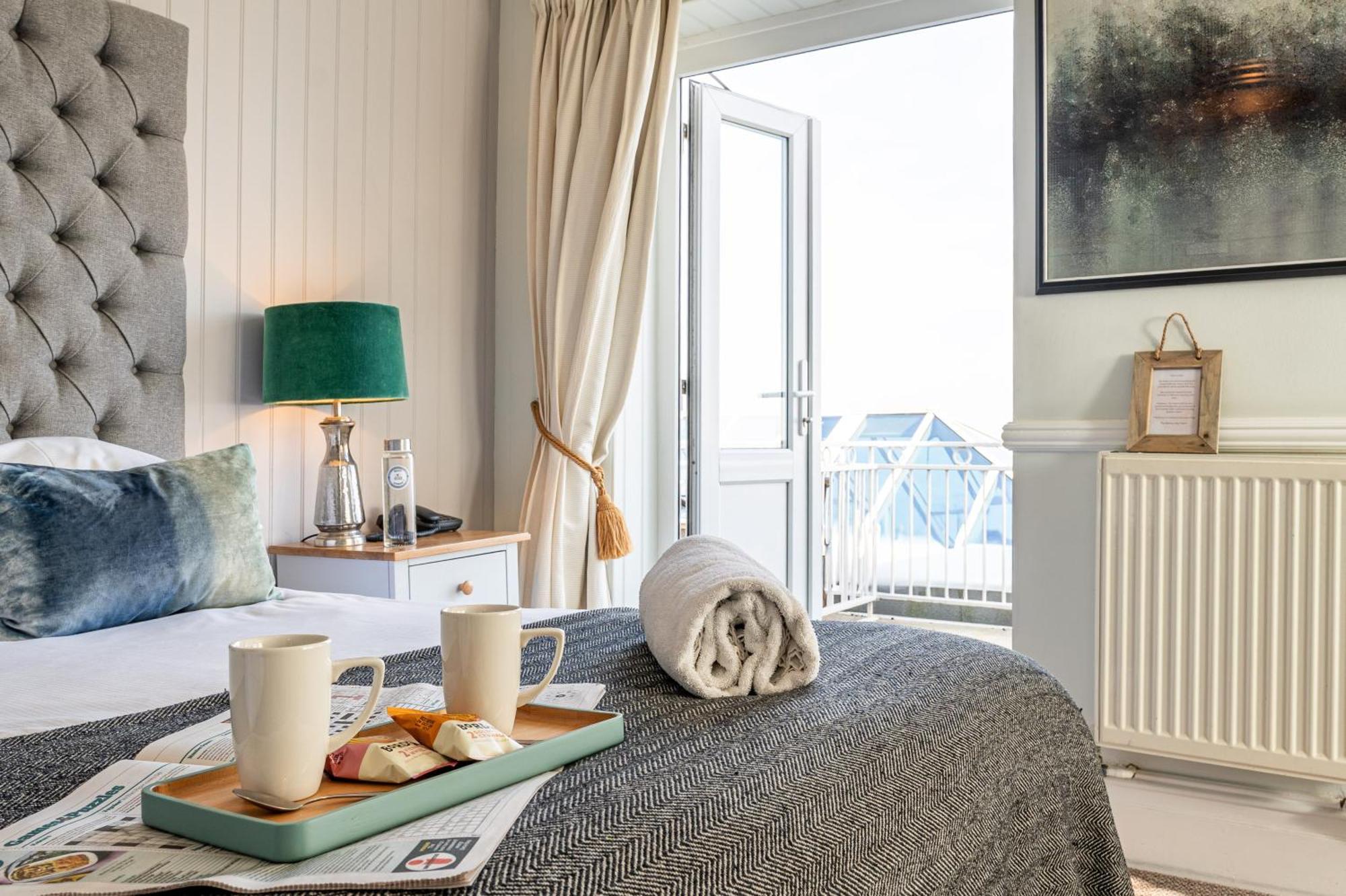 Botany Bay Hotel Бродстеърс Екстериор снимка