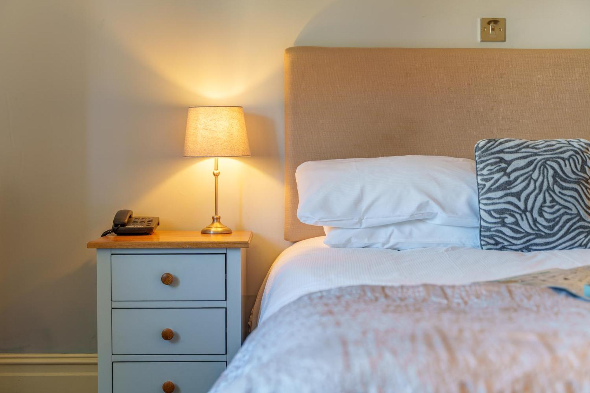 Botany Bay Hotel Бродстеърс Екстериор снимка