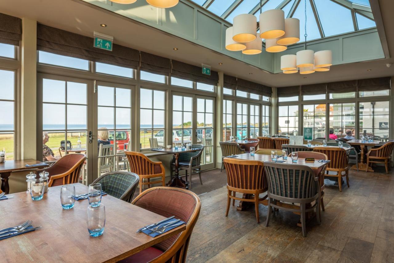 Botany Bay Hotel Бродстеърс Екстериор снимка